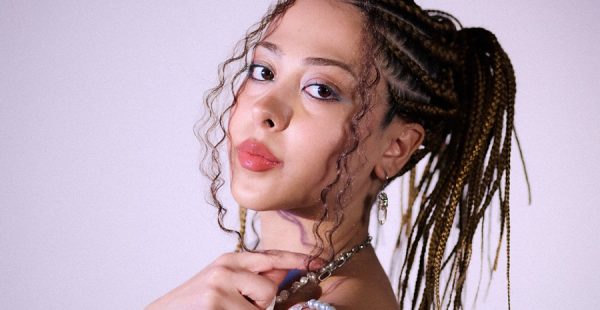 İREM ÖZEN’DEN YENİ SİNGLE