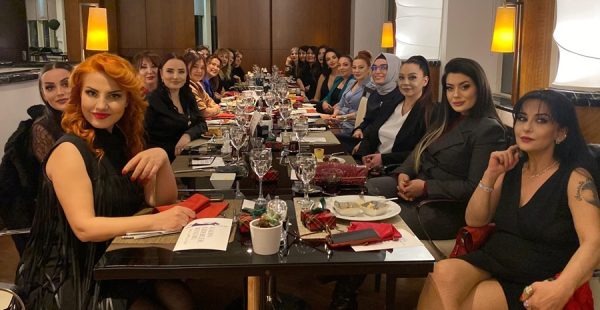 KADIN LİDERLER KULÜBÜNDEN KADINLARA İFTAR YEMEĞİ