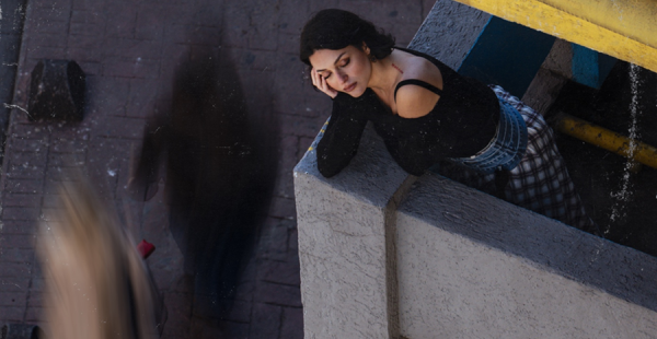 SENA ŞAHİN’DEN YENİ TEKLİ