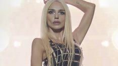 HARBİYE’DE YILDIZLAR GEÇİDİ