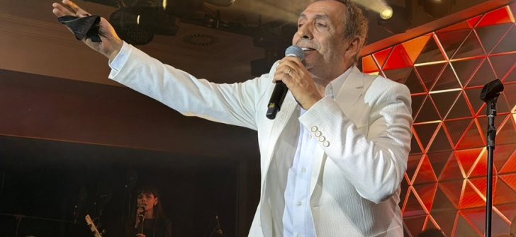 BAYRAMIN İLK GÜNÜ YAVUZ BİNGÖL İLE ANLAM KAZANDI