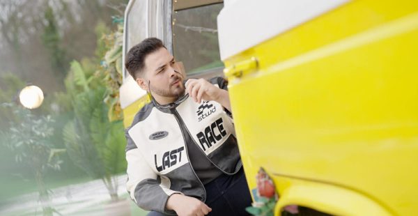 ATAKAN’DAN ‘ALIŞAMADIM’ İLE İÇ YOLCULUĞA DAVET