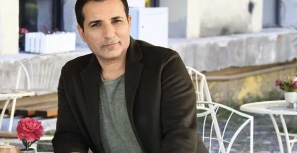 RAFET EL ROMAN’DAN MİLLİ TAKIMIZA ŞARKI