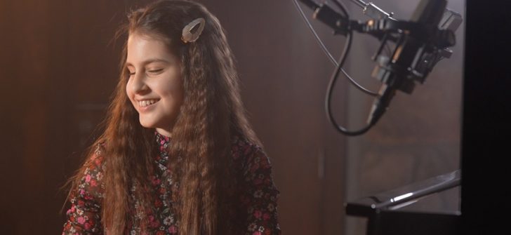 İPEK NİSA GÖKER’DEN YENİ EP