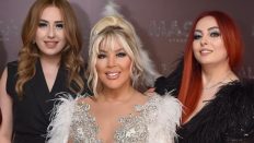 SAFİYE SOYMAN’A MASALSI KOSTÜM