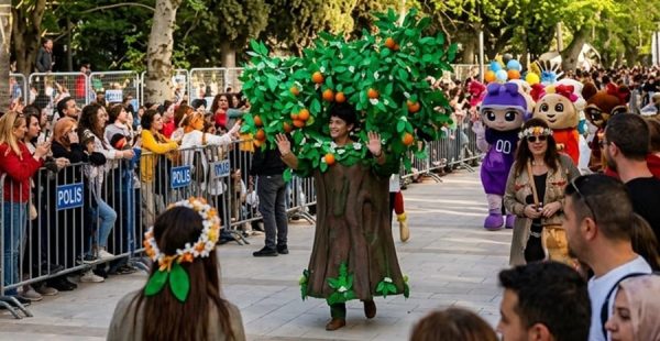 KADIN LİDERLER KULÜBÜ ADANA’DA İZ BIRAKTI