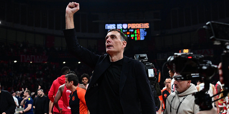 Olympiakos başantrenöründen Fenerbahçe Beko sözleri: ‘Çok zor ve yorucu olacak!’